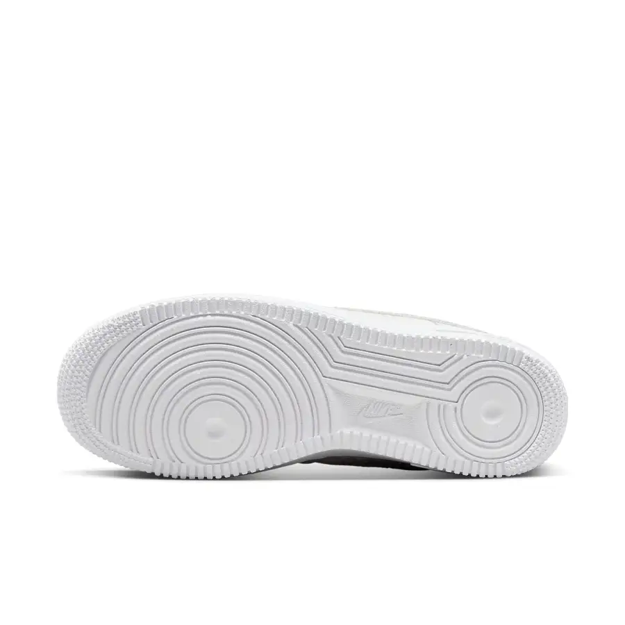 Nike Air Force 1 ’07 SE ‘Flower Swoosh’