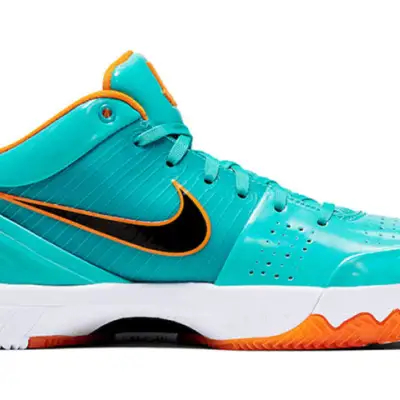Nike x Undefeated Kobe 4 Protro ‘Hyper Jade’