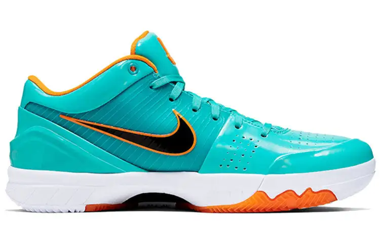 Nike x Undefeated Kobe 4 Protro ‘Hyper Jade’
