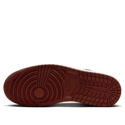 Air Jordan 1 Low SE ‘Dark Pony’