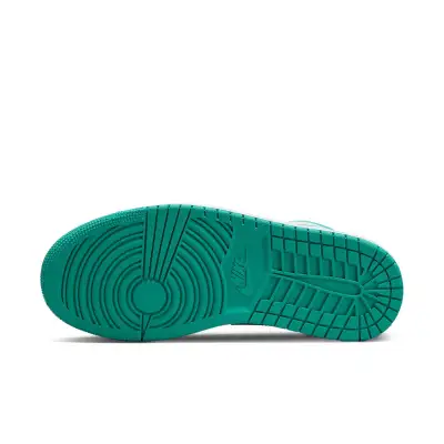 Air Jordan 1 Low ‘New Emerald’