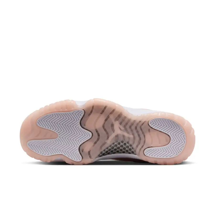 Air Jordan 11 Retro Low ‘Legend Pink’