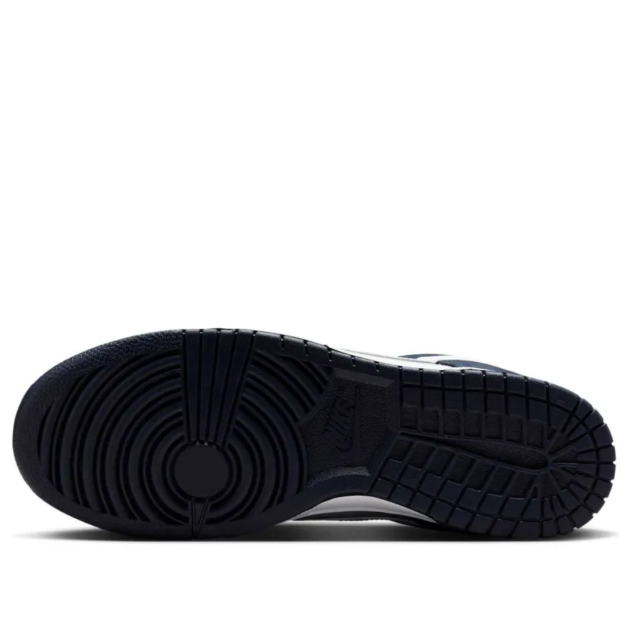 Nike Dunk Low ‘Obsidian Smoke Grey’