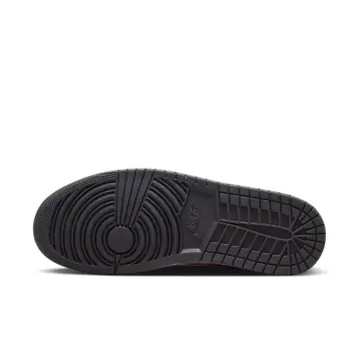 Air Jordan 1 Mid ‘Bred Toe’