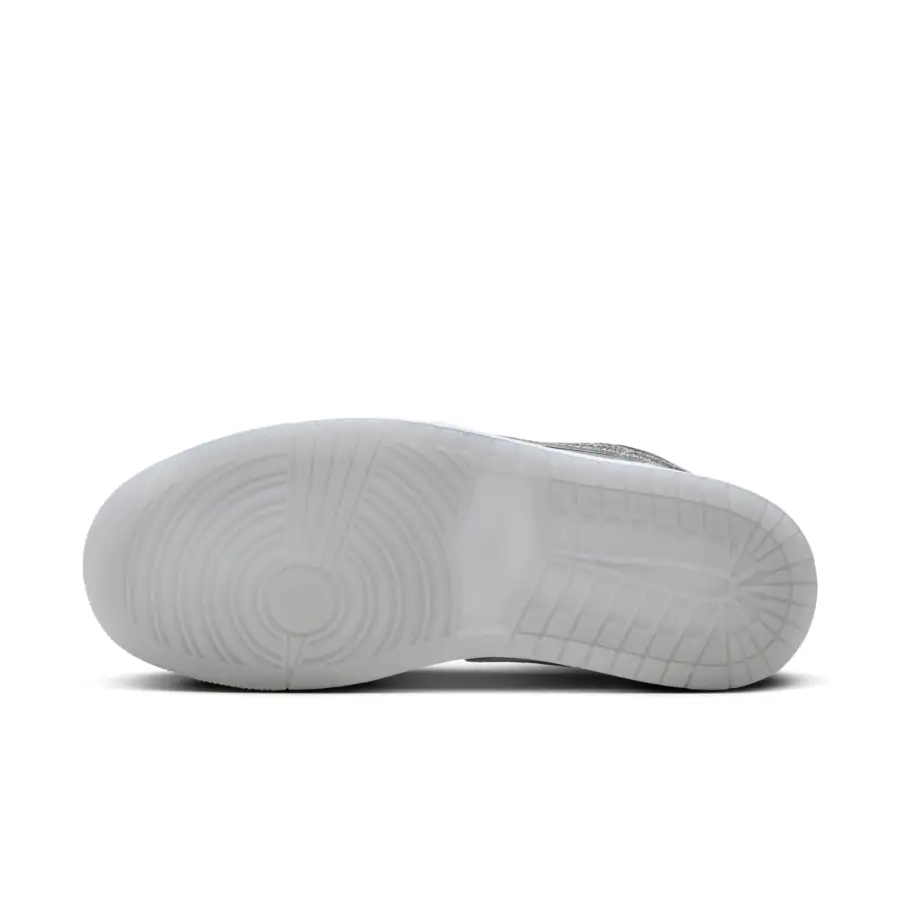 Air Jordan 1 Low SE ‘Metallic Silver’