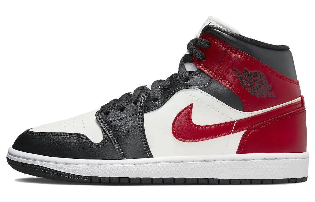 Air Jordan 1 Mid ‘Black Toe’