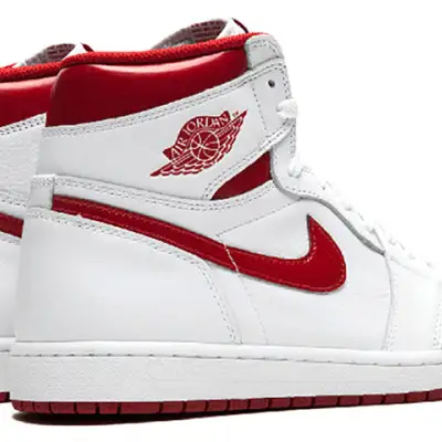 Air Jordan 1 Retro High OG ‘Metallic Red’