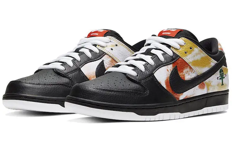 Nike SB Dunk Low ‘Tie-Dye Raygun Black’