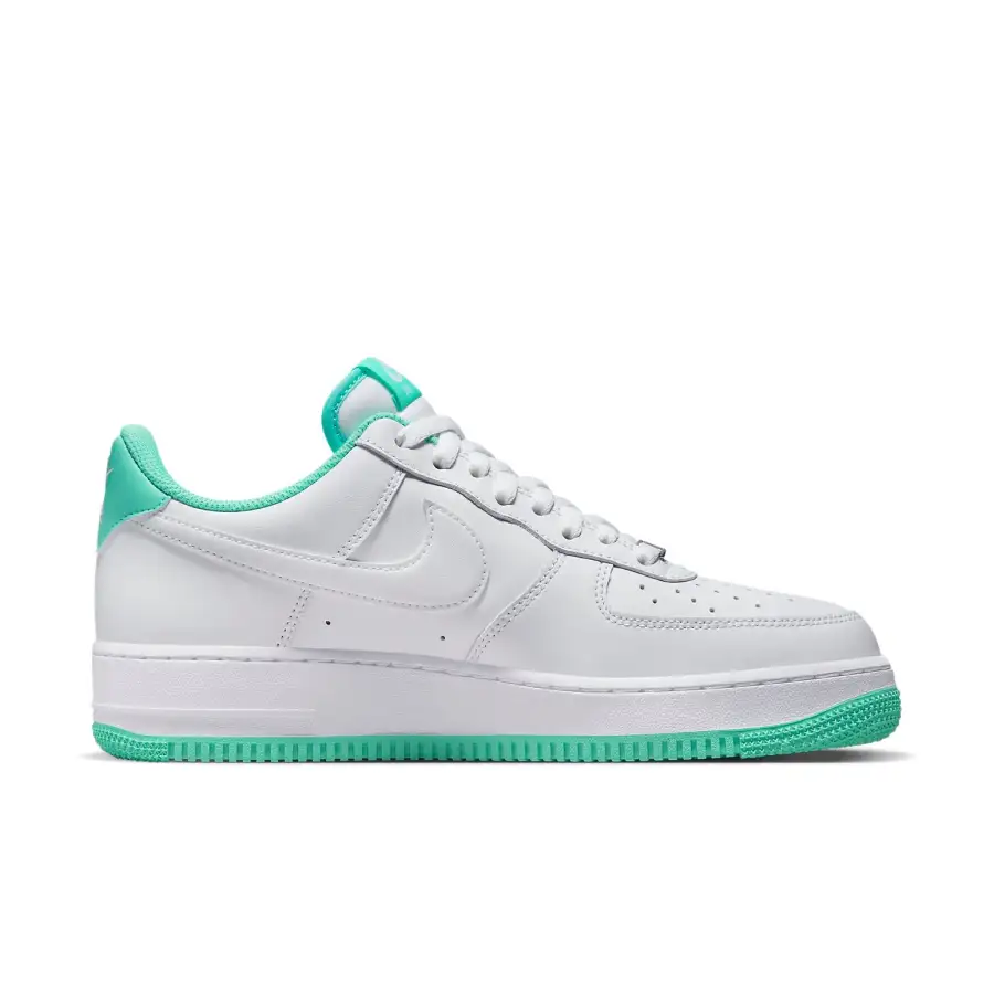 Nike Air Force 1 07 ‘White Mint’