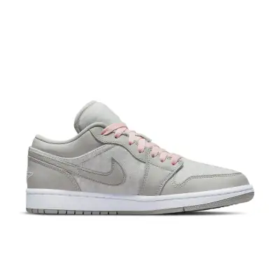 Air Jordan 1 Low SE ‘Light Iron Ore’