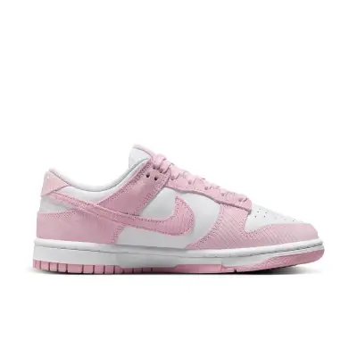 Nike Dunk Low ‘Pink Corduroy’