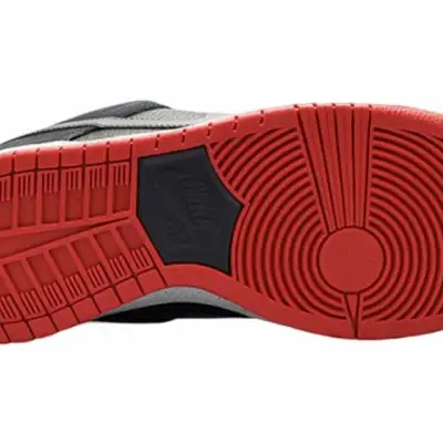 Nike SB Dunk Low Pro ‘Black Cement’