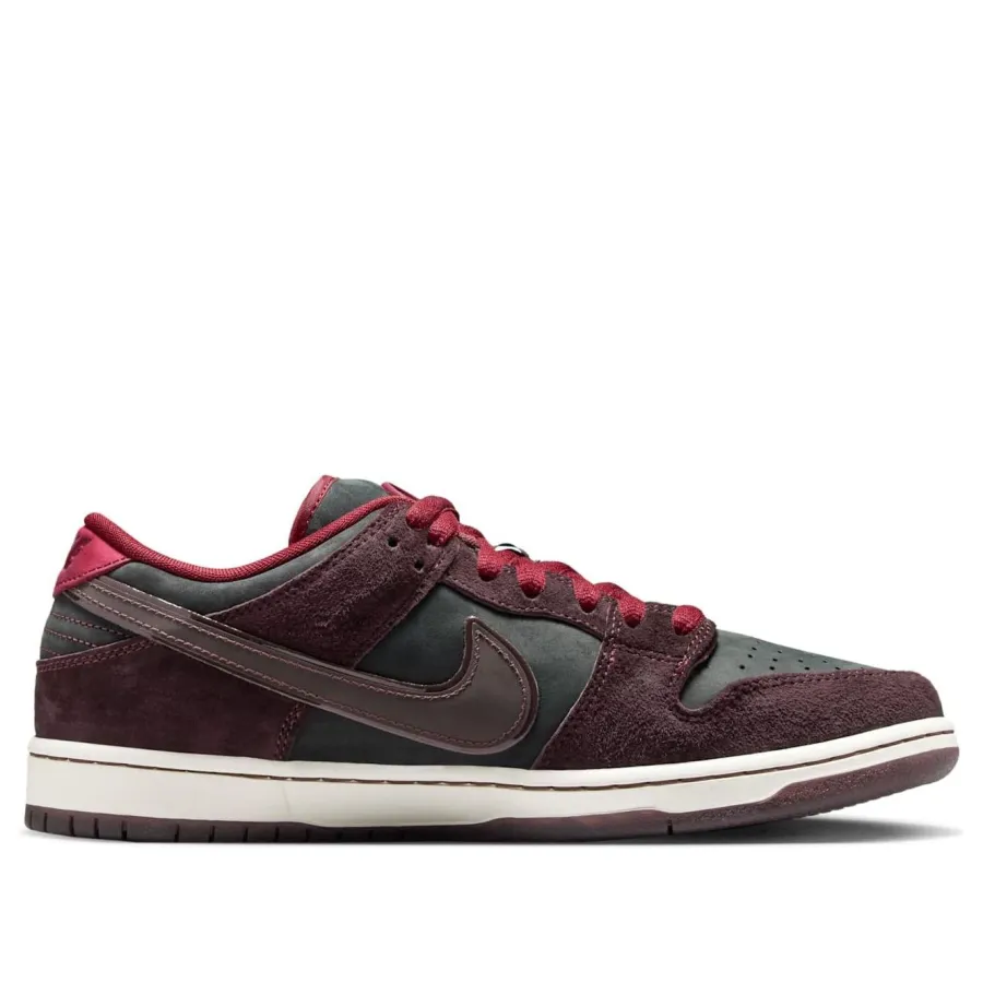 Nike x Riot Skateshop SB Dunk Low ‘Mahogany Dark Beetroot’