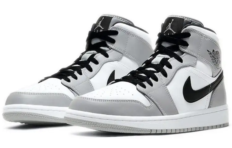 Air Jordan 1 Mid ‘Smoke Grey’