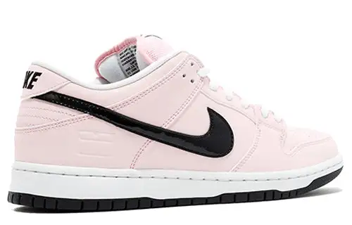 Nike SB Dunk Low ‘Pink Box’