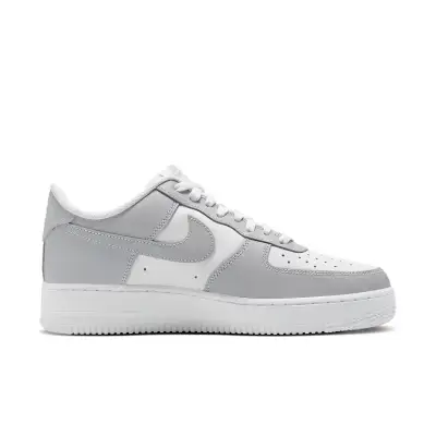 Nike Air Force 1 07 ‘Light Smoke Grey White’