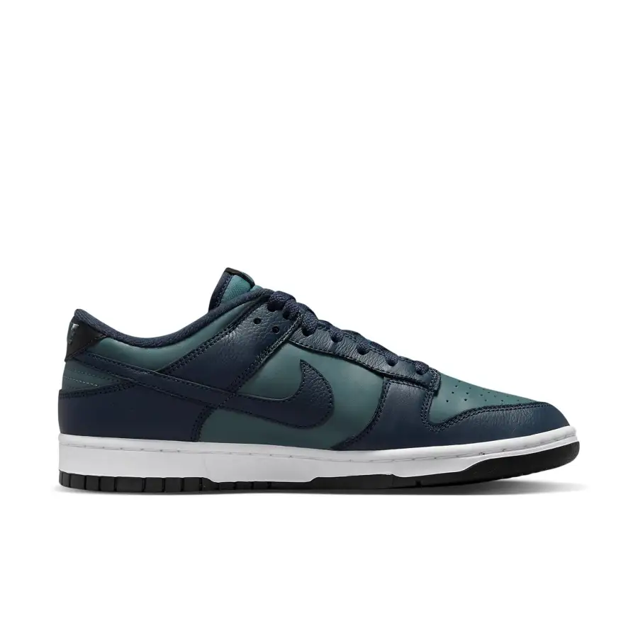 Nike Dunk Low Premium ‘Armory Navy’