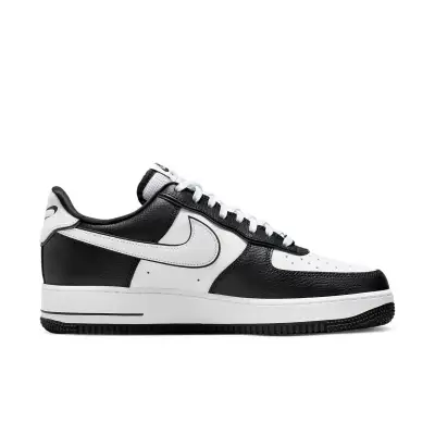 Nike Air Force 1 ’07 LV8 ‘Panda’