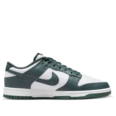 Nike Dunk Low ‘Vintage Green’