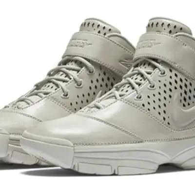 Nike Zoom Kobe 2 ‘Fade To Black ‘Lt Bone Lt Bone’