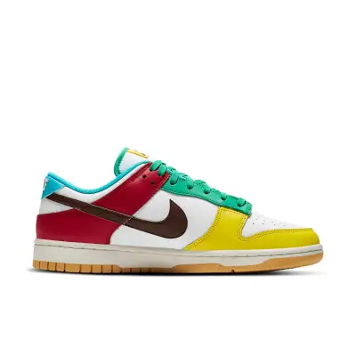 Nike Dunk Low SE ‘Free.99 – White’