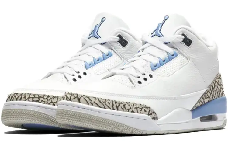 Air Jordan 3 Retro ‘UNC’
