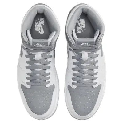 Air Jordan 1 Retro High OG ‘Stealth’