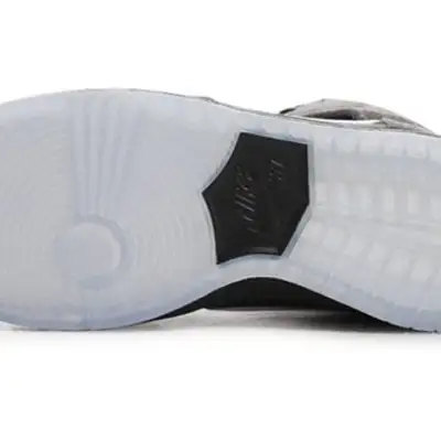 Nike x Premier SB Dunk High ‘Petoskey’