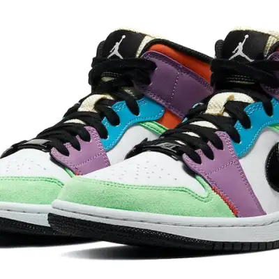 Air Jordan 1 Mid SE ‘Lightbulb’