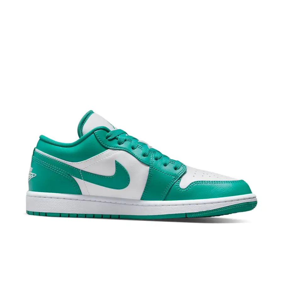 Air Jordan 1 Low ‘New Emerald’