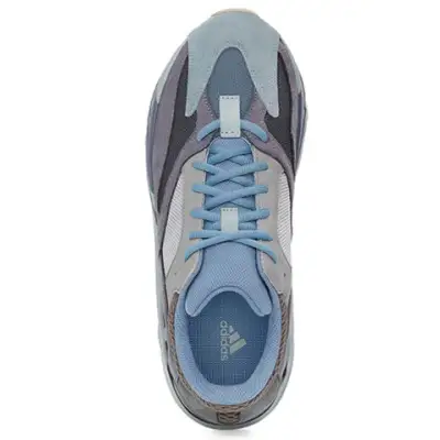 Adidas Yeezy Boost 700 ‘Carbon Blue’