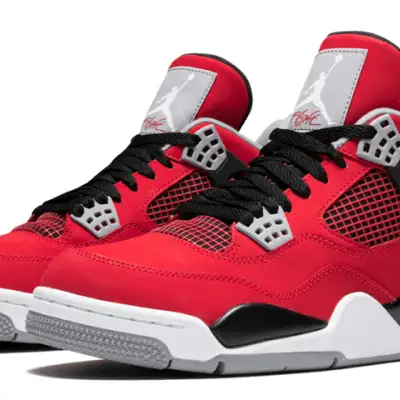 Air Jordan 4 Retro ‘Toro Bravo’