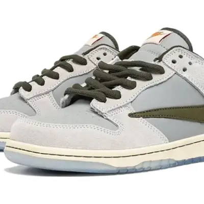 Nike x Travis Scott x PlayStation Dunk Low ‘Grey White’