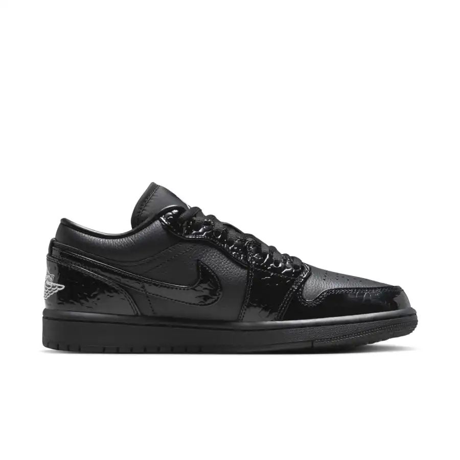 Air Jordan 1 Low SE ‘Black Patent’