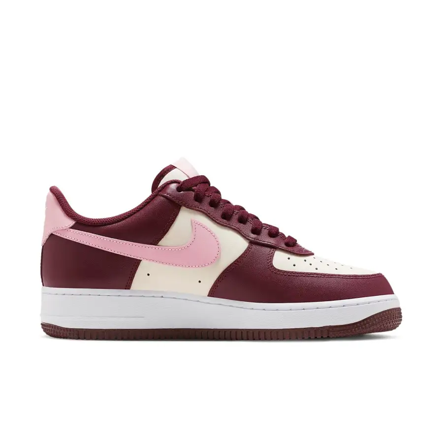 Nike Air Force 1 ’07 ‘Sail Maroon’