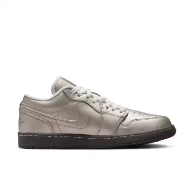 Air Jordan 1 Low SE ‘Metallic Zinc’