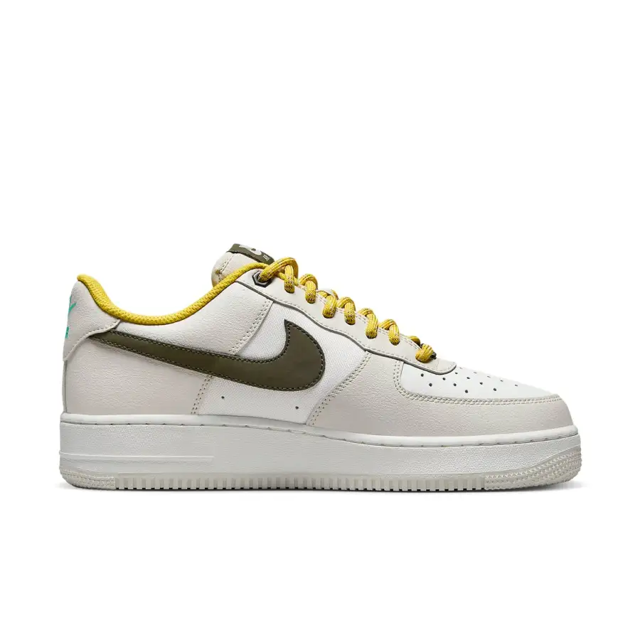 Nike Air Force 1 Low Premium ‘Light Bone’