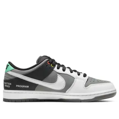 Nike SB Dunk Low ‘Camcorder’