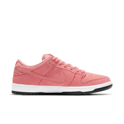 Nike SB Dunk Low ‘Pink Pig’