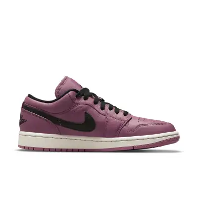 Air Jordan 1 Low SE ‘Light Mulberry’