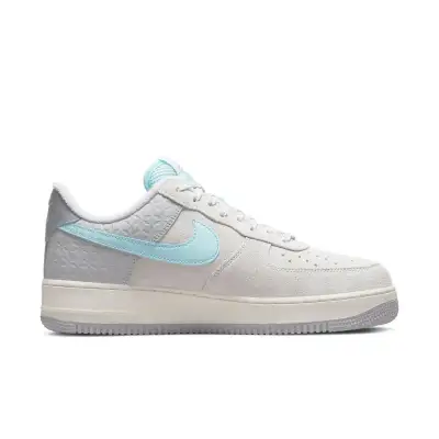 Nike Air Force 1 Low ‘Snowflake’