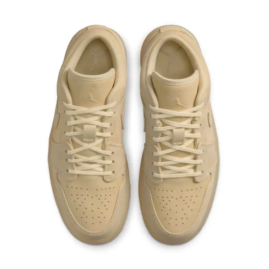 Air Jordan 1 Low SE ‘Sand’