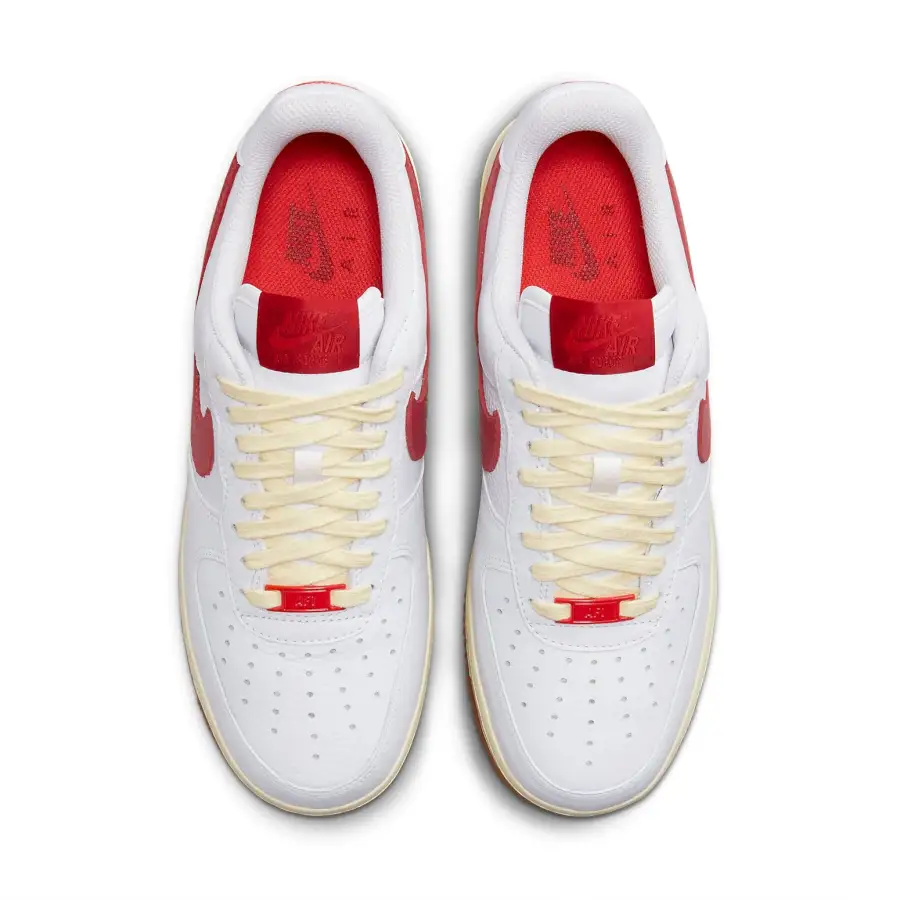 Nike Air Force 1 ’07 ‘White Red Gum’