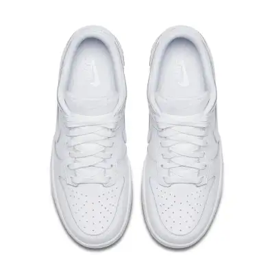 Nike Dunk Low ‘White Gum’