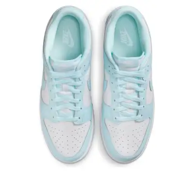Nike Dunk Low ‘Glacier Blue’