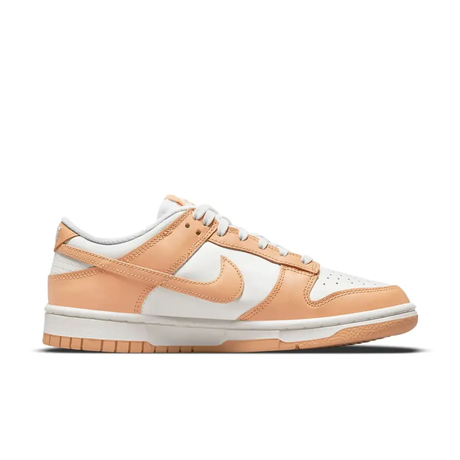 Nike Dunk Low ‘Harvest Moon’