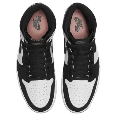 Air Jordan 1 Retro High OG ‘Stage Haze’