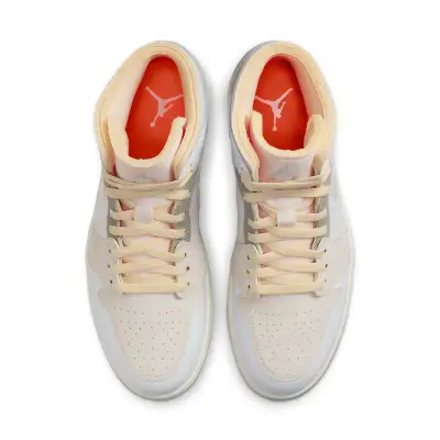 Air Jordan 1 Mid SE ‘Inside Out’