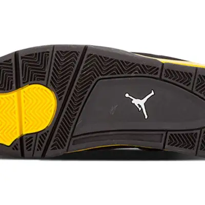 Air Jordan 4 Retro ‘Thunder’