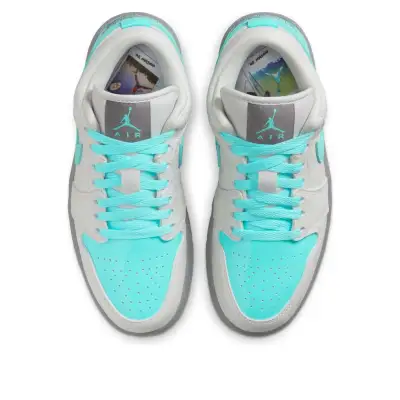Air Jordan 1 Low SE ‘Polaroid’